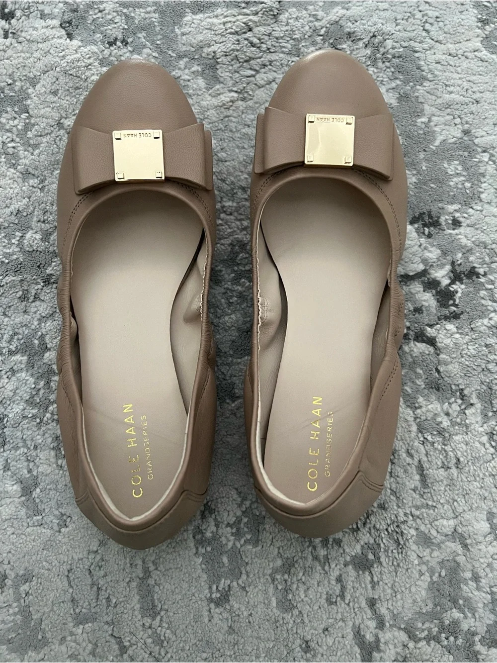 VEUC Cole Haan Tali bow ballet flats size 6.5B